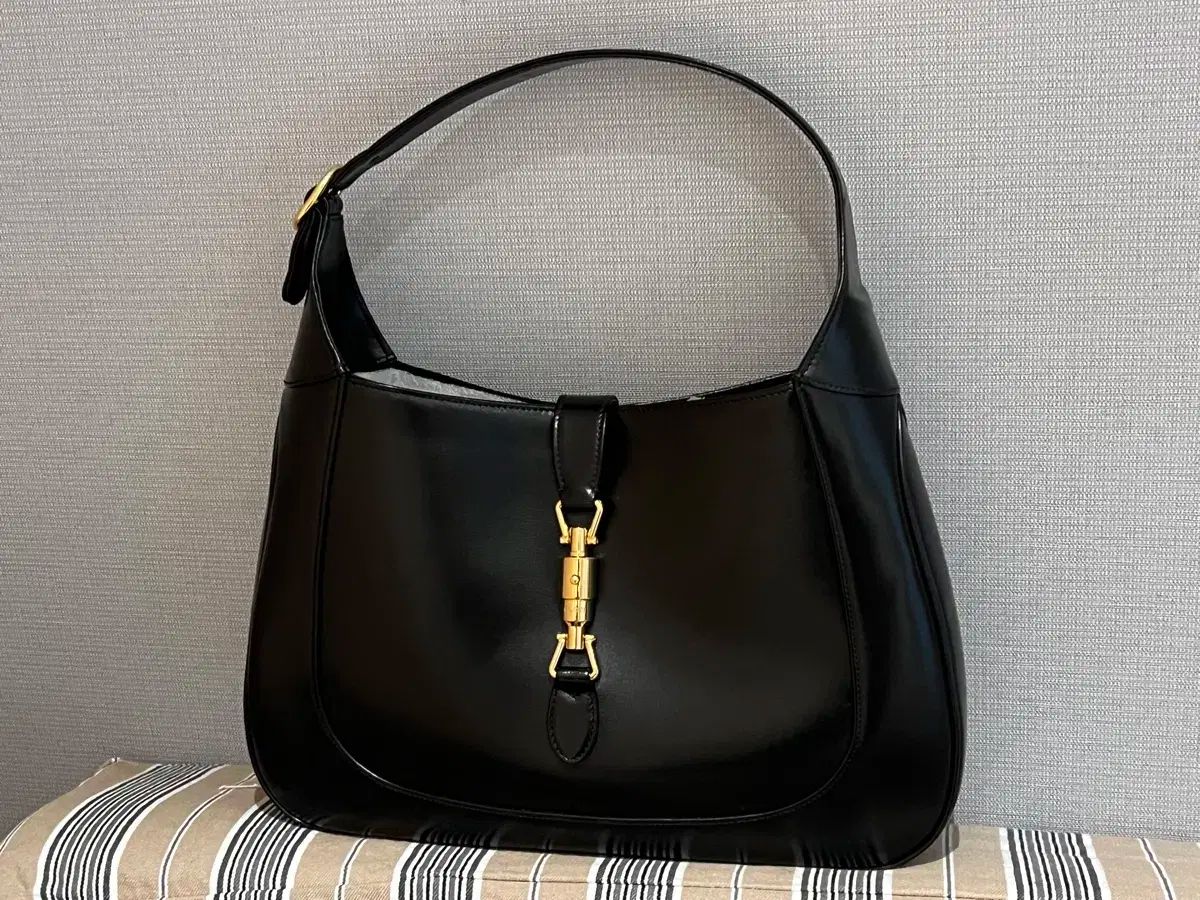 GUCCI グッチ ジャッキー ミディアム