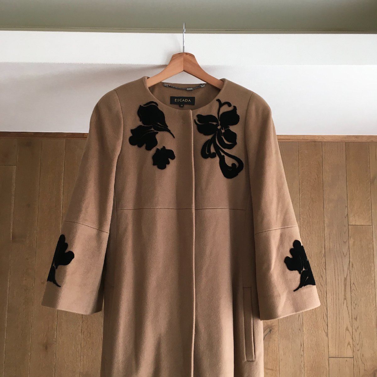 エスカーダ　コート 美品 ESCADA エスカーダ ノーカラー コート40 - メルカリ