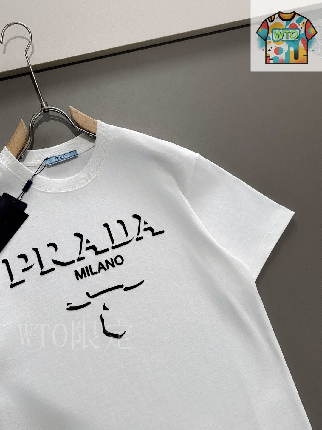 PRADA★プリントジャージー Tシャツ cq5dam.web.hebebed.600.600.jpg