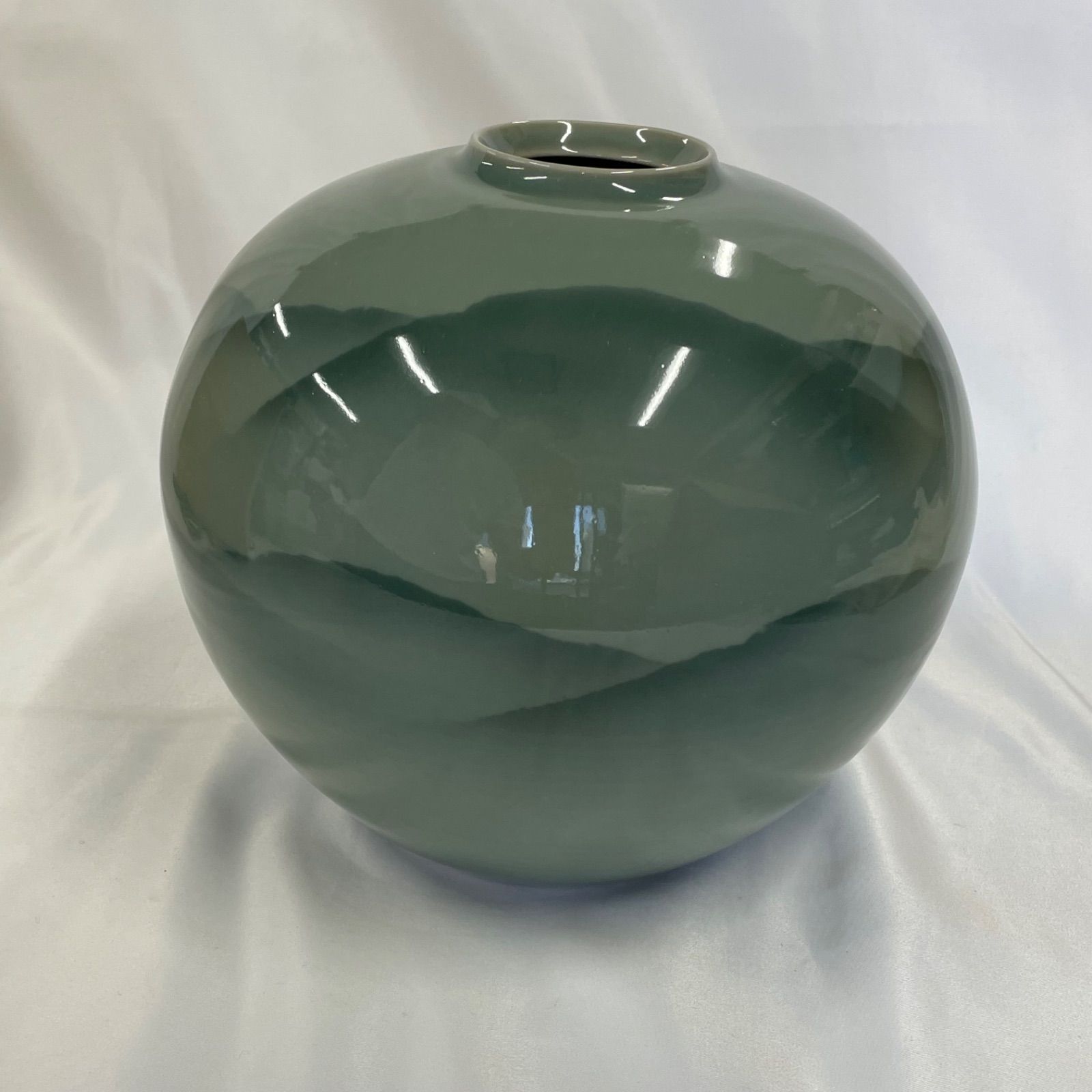 九谷焼 花瓶 花器 青磁連山 山上義正 華道具 共箱,しおり付き MS-M0084