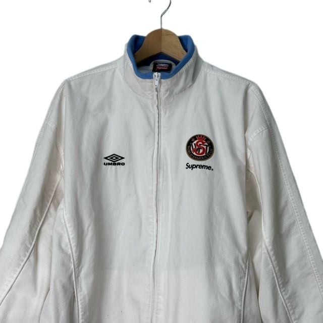 ジャケット・アウター supreme UMBRO Track Jacket White M Supreme®/Umbro Track Jacket in White: Form, Function, and Style