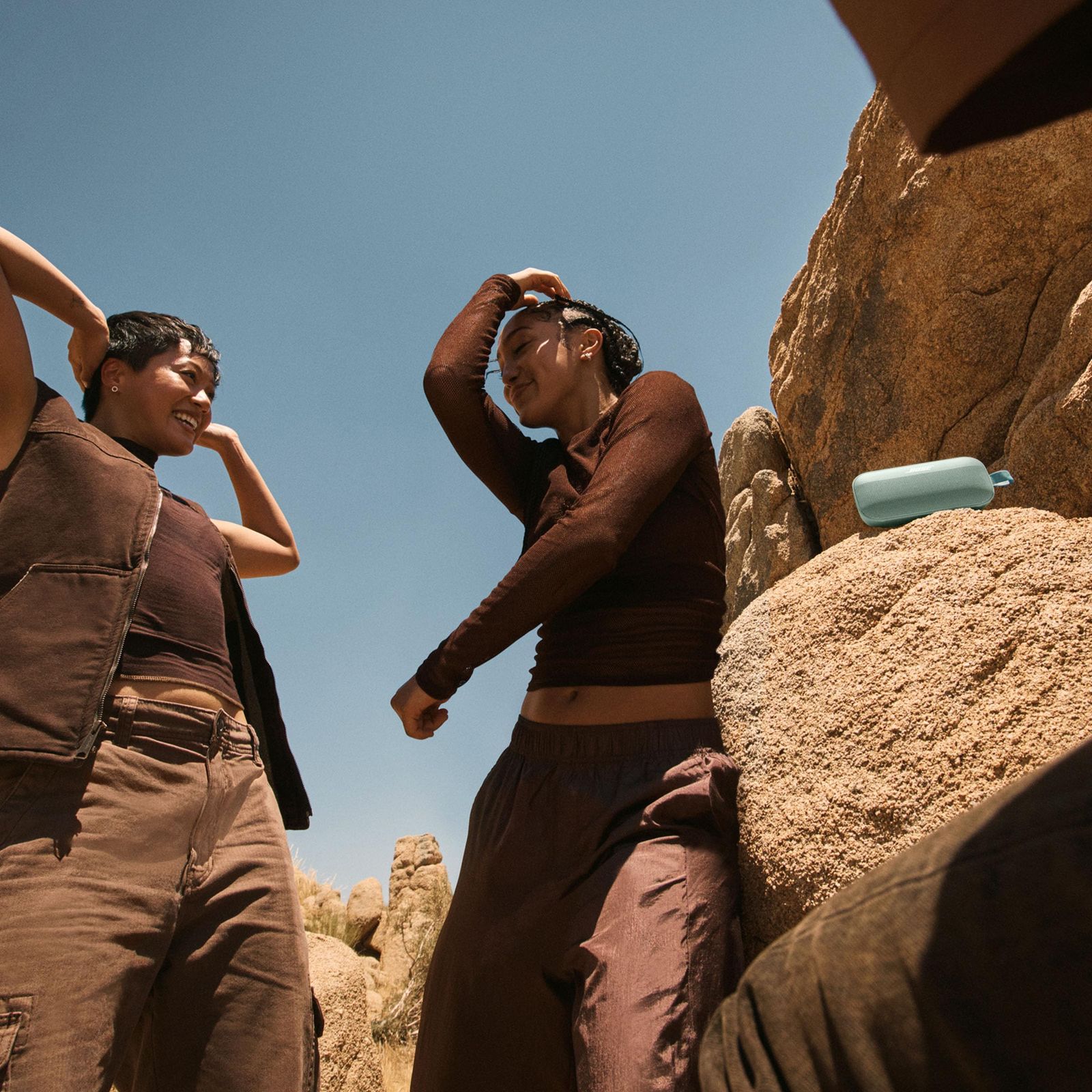 Portable Speaker Flex LE 第2世代 ポータブル アウトドア SoundLink ワイヤレス Bluetooth スピーカー ハイファイオーディオ Bose 最長12時間連続再生 防水 防塵 アルパインセージ WWW_NOITHATQUANGTHANH_NET