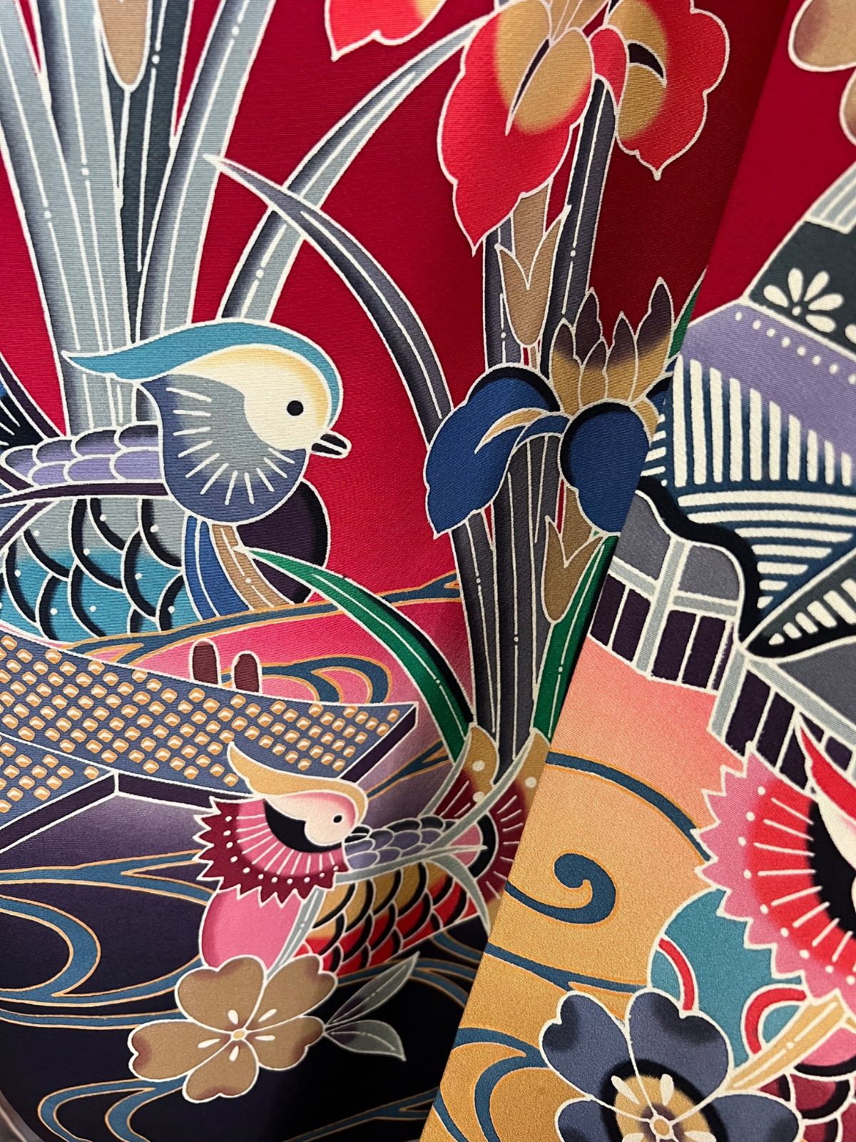 【落款入り】美品 高級 赤振袖 花柄 成人式　帯小物一式　おしどり　きもの美樂 落款入り】美品 高級 赤振袖 花柄 成人式 帯小物一式 おしどり きもの