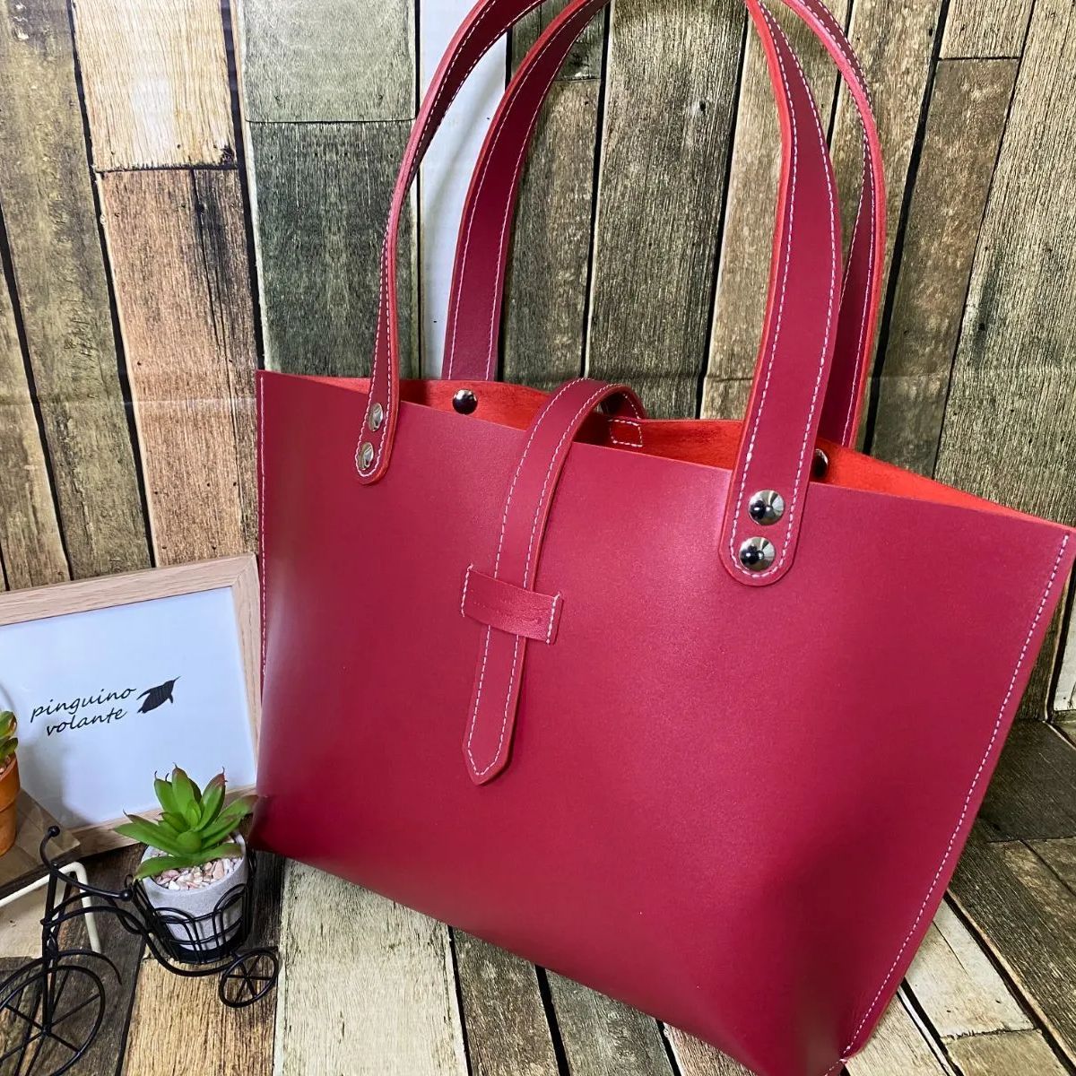 【美品】MARNI マルニ バスケットバッグ レッド 軽量トート 春夏人気カラー 美品】MARNI マルニ バスケットバッグ レッド 軽量トート 春夏人気