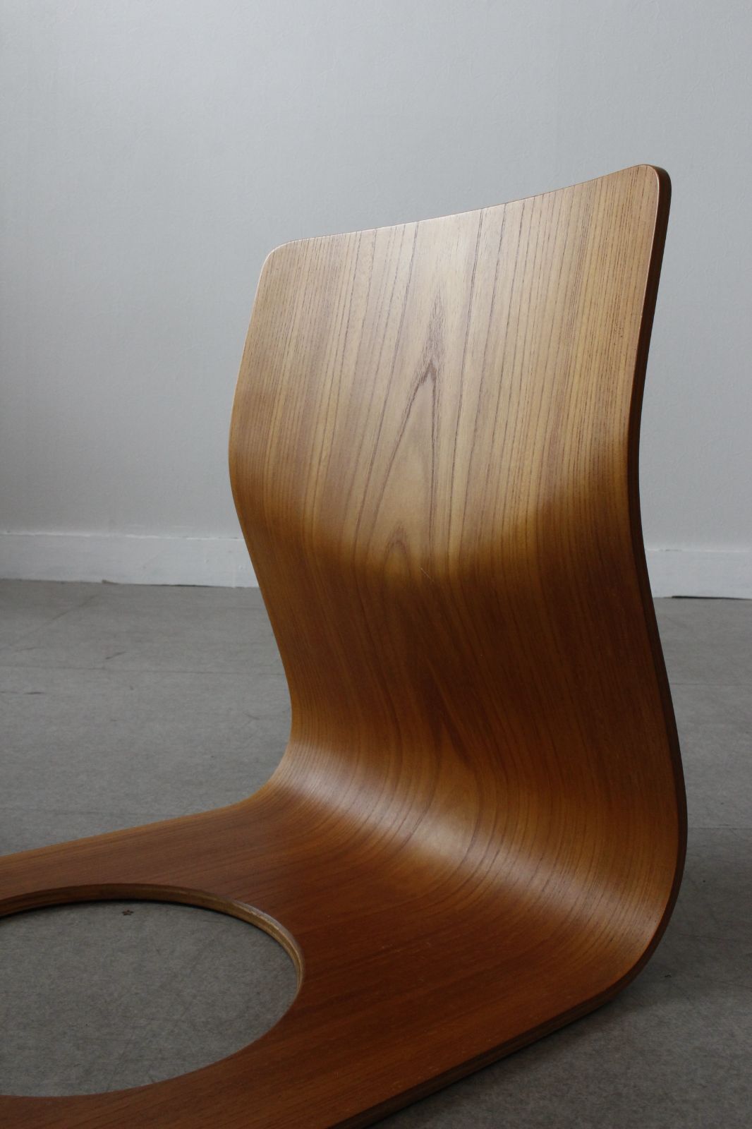 天童木工 7脚 座椅子 曲椅子 TENDO 日本經典傢俱｜天童木工- TENDO 低