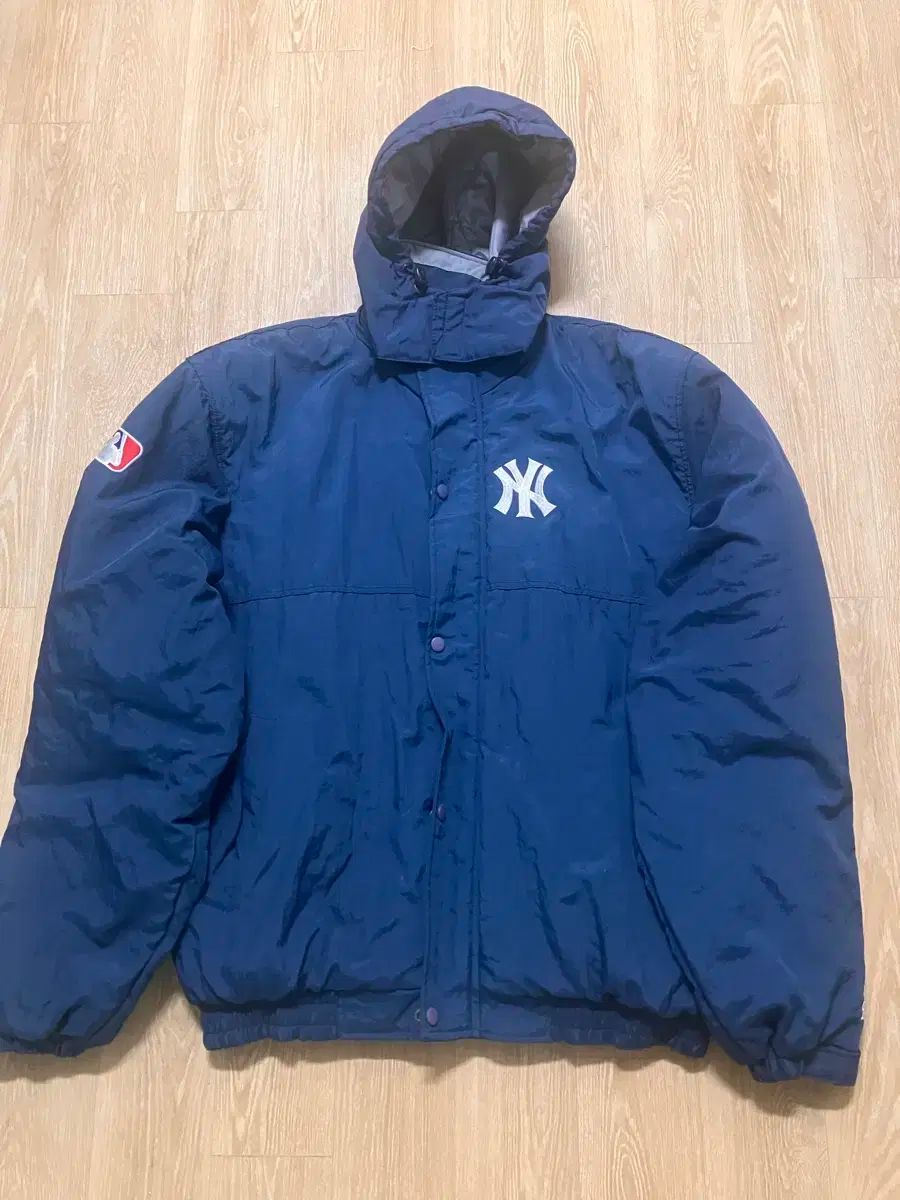 人気商品、90's、スターター、NEWYORK、23番、CAMBY、52サイズ キングサイズ44！オーチャードブランデッドガーメンツポリスマン