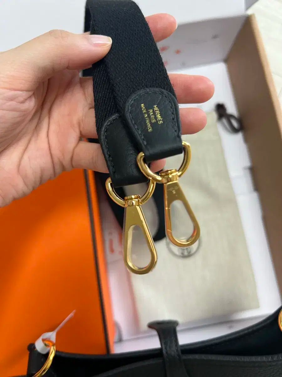 HERMES ミニエブリン エヴリンTPM ブラック 黒 ゴールド 新品 エルメス