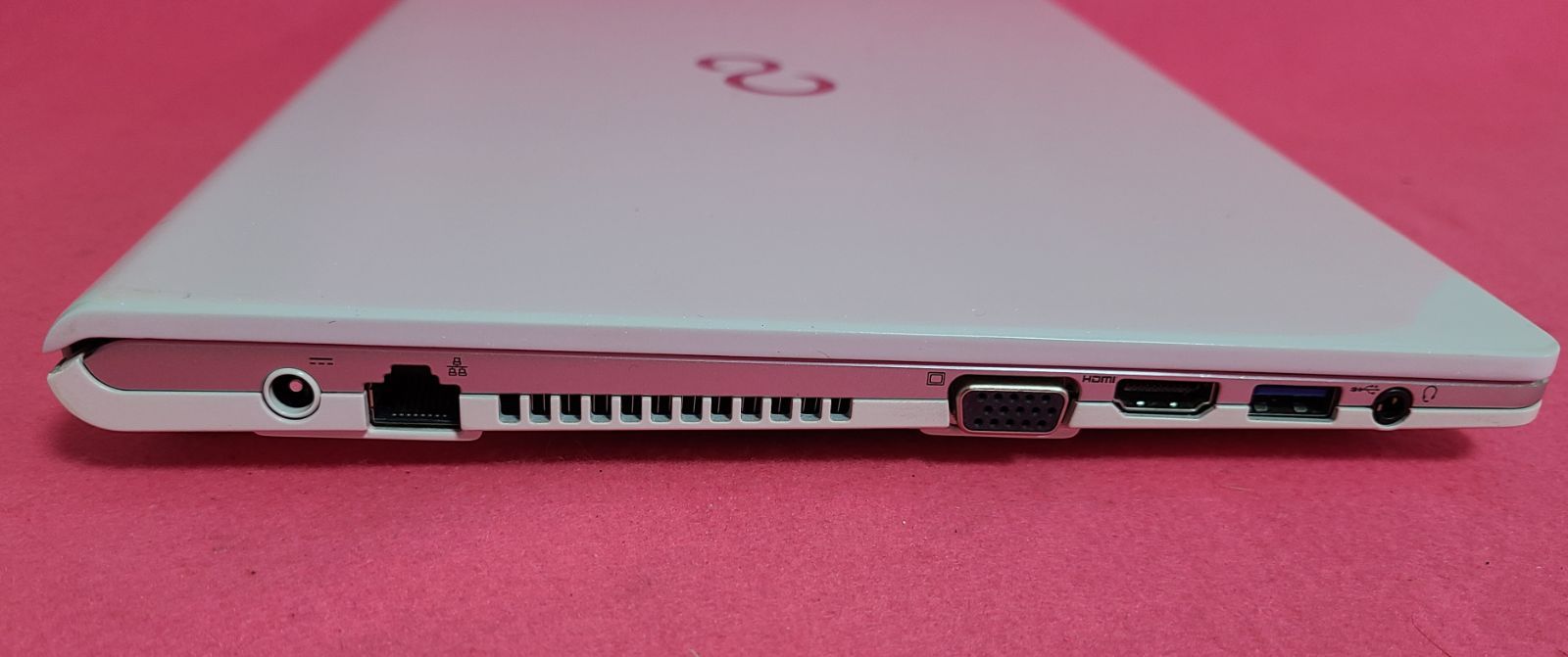 FMVS75WWP SH75/W Coer i5 第6世代 富士通 ノートパソコン FMV