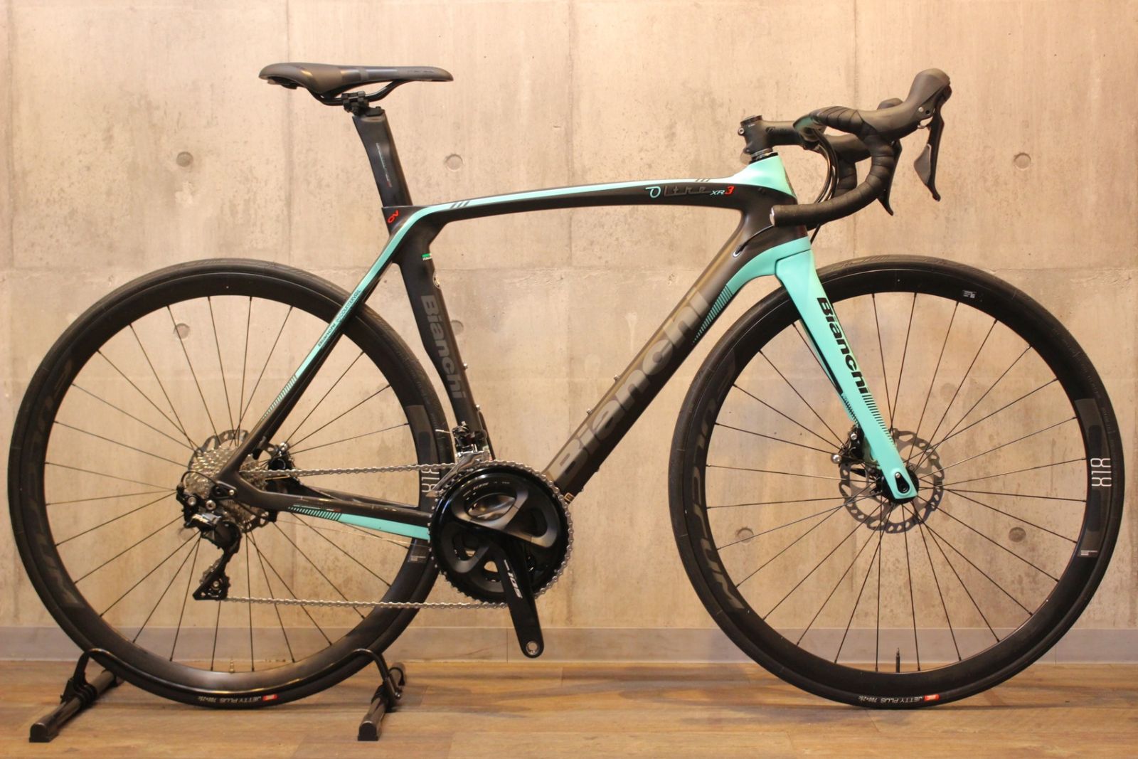 ビアンキ BIANCHI オルトレ OLTRE XR3 DISC 2019 550サイズ シマノ 105 R7020 11s カーボン ロードバイク 名古屋店