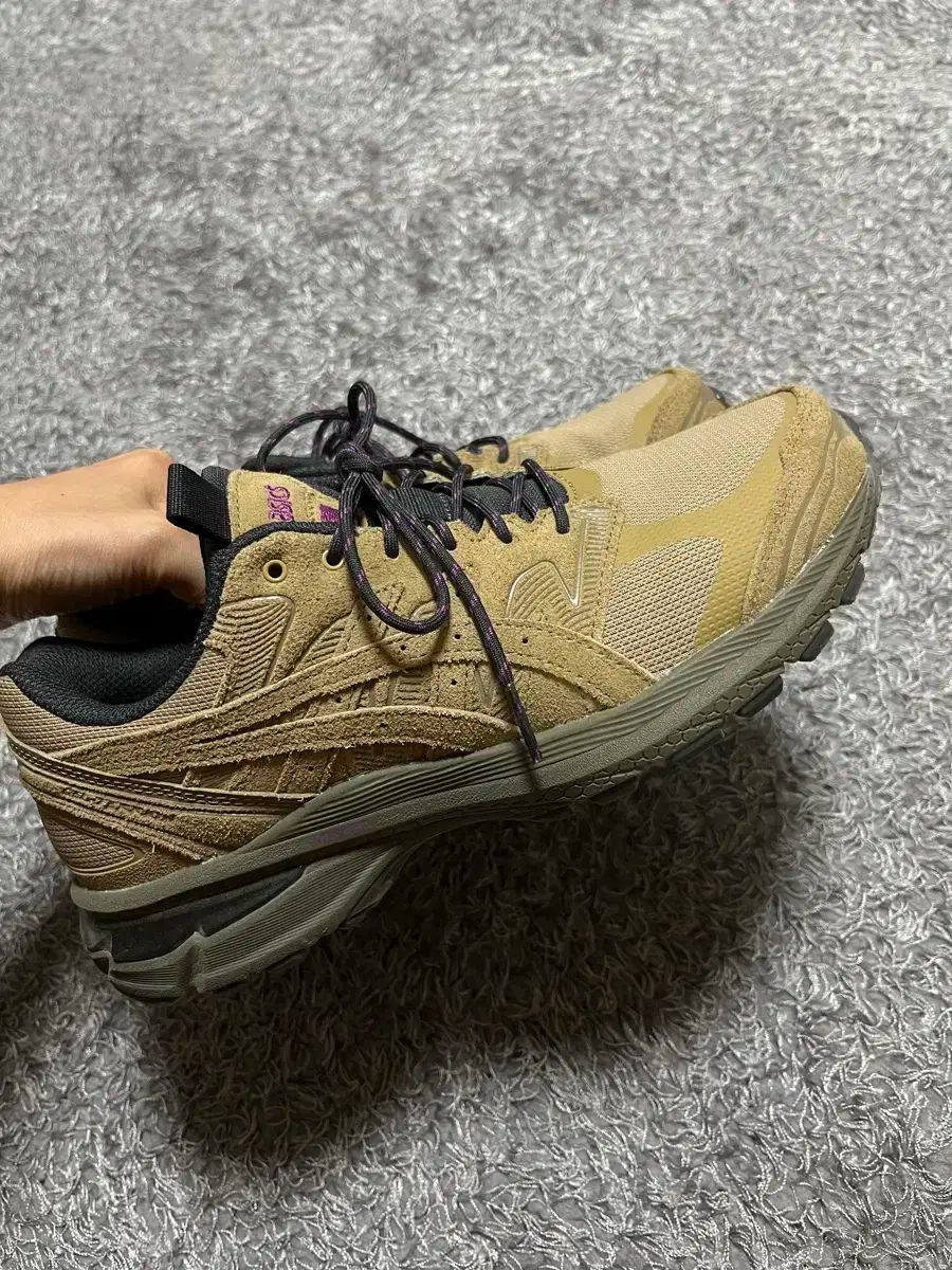Asics アシックス