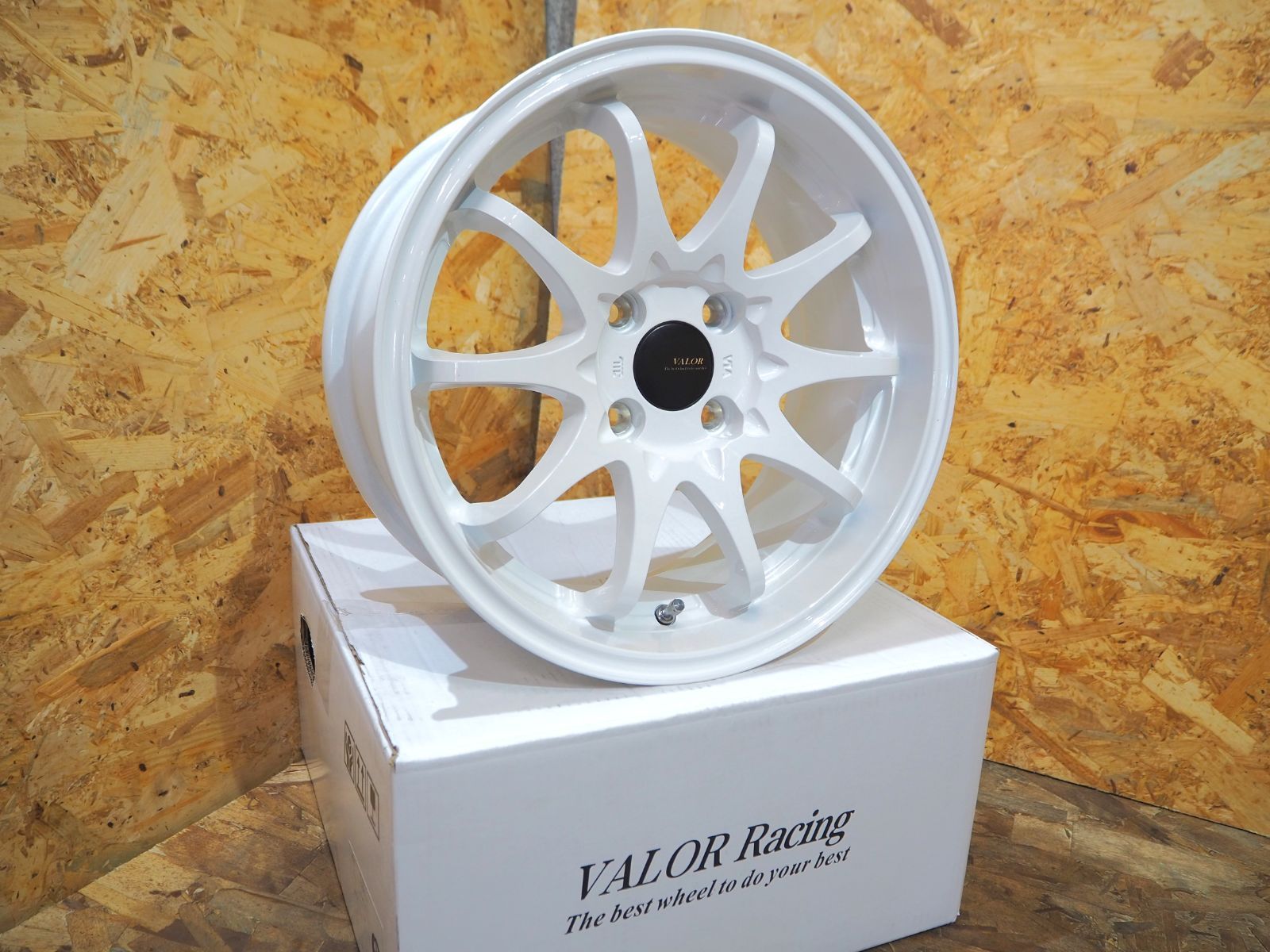 ☆ホワイトレター☆165/60R15 7J+30 4H100 人気 10本スポーク 深