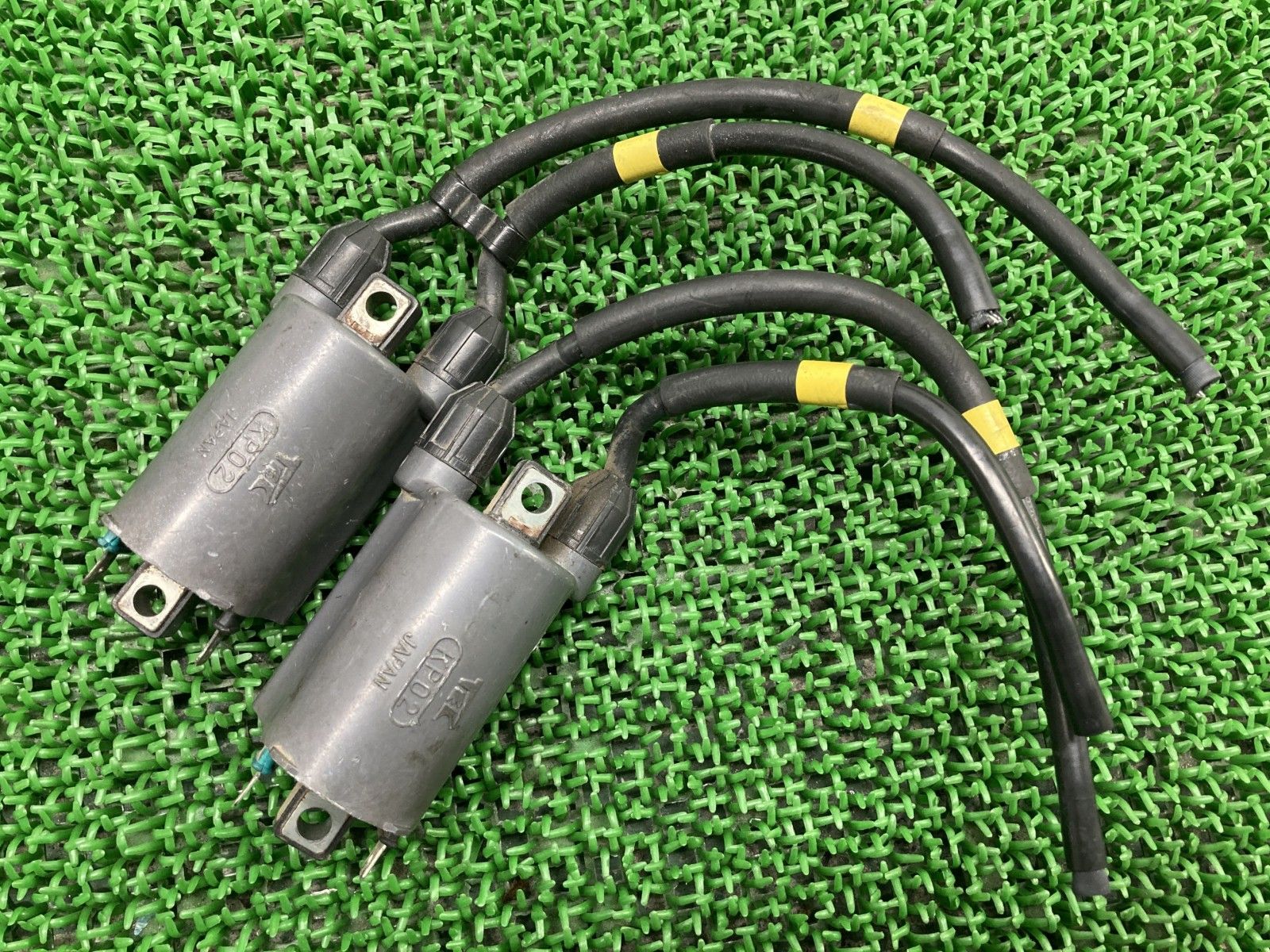 ZZR1100等　イグニッションコイル　中古　KP02 カワサキ ゼファー1100 イグニッションコイル KP02 純正 中古
