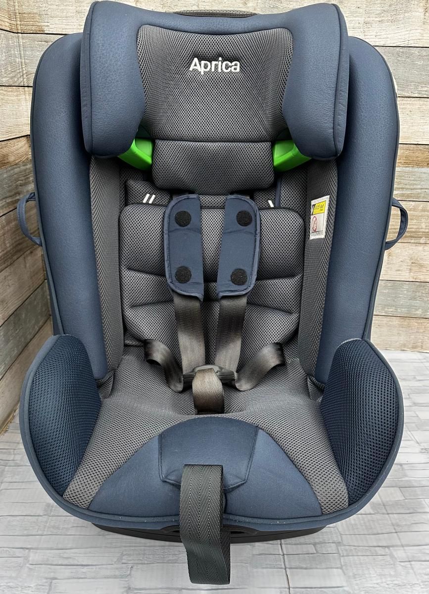 Aprica アップリカ ISOFIX チャイルドシート FORMFIT360S (2410125 