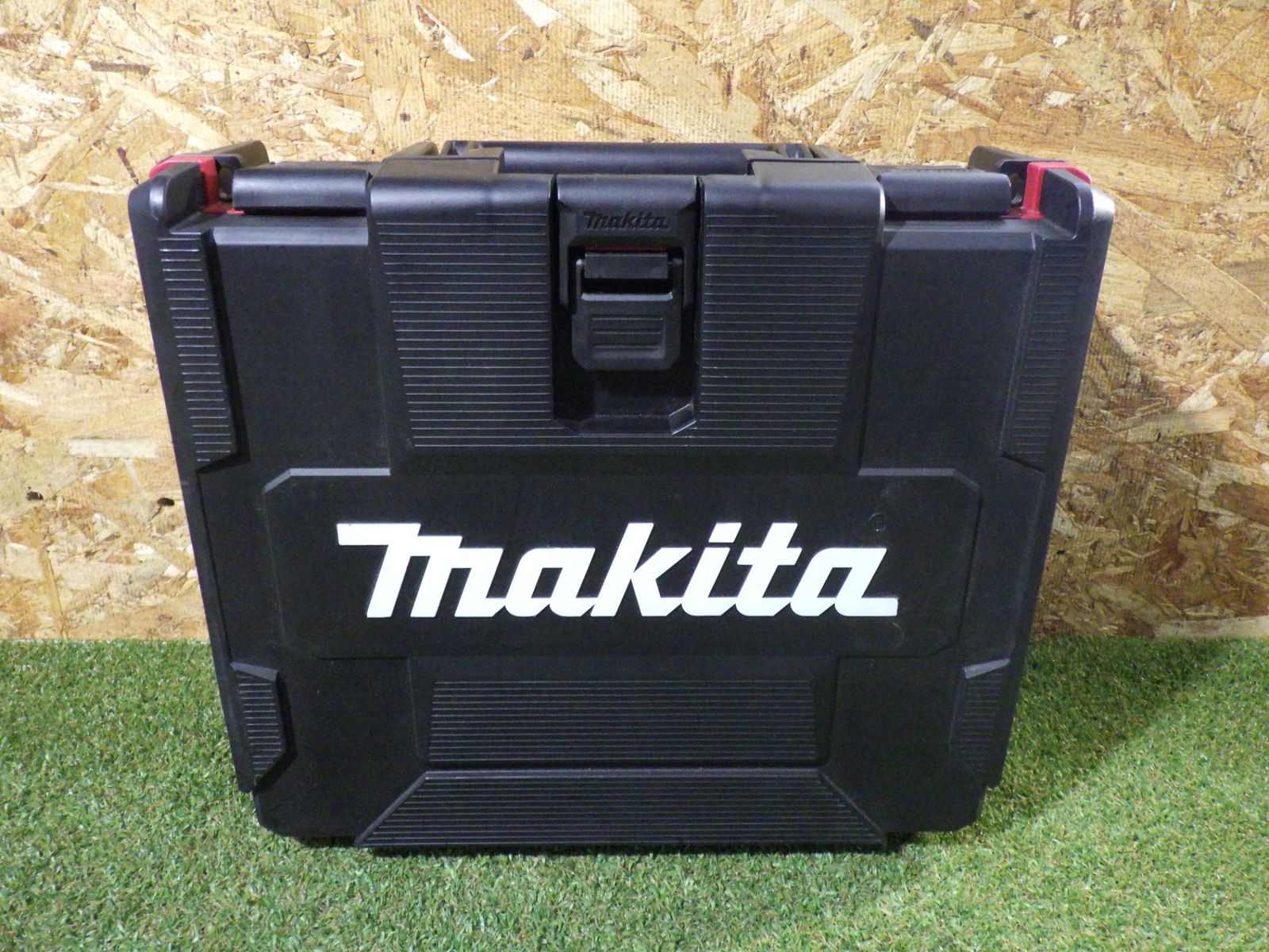 充電器 ケース付