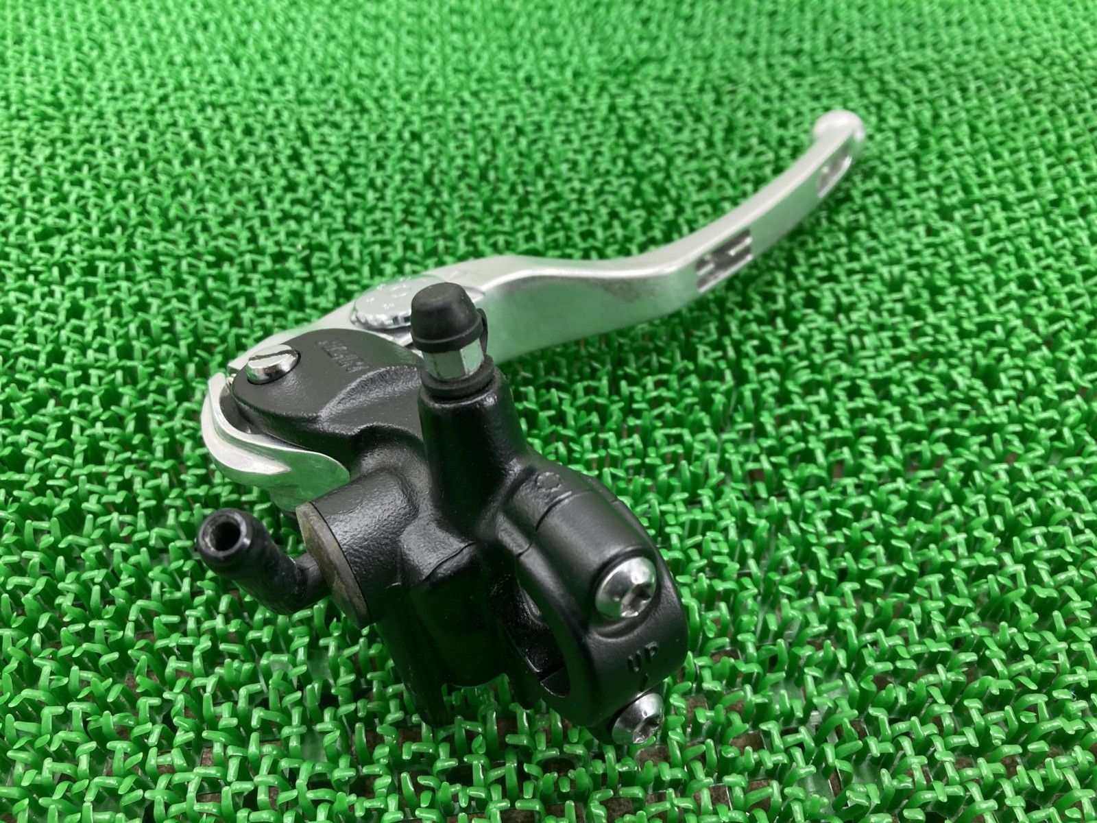 S1000RR フロントブレーキマスター  純正 バイク 部品 レバー コンディション良好 品薄 希少品 割れ欠け無し 【中古】 88 S1000RR フロントブレーキマスター BMW 純正 中古 バイク 部品 レバー