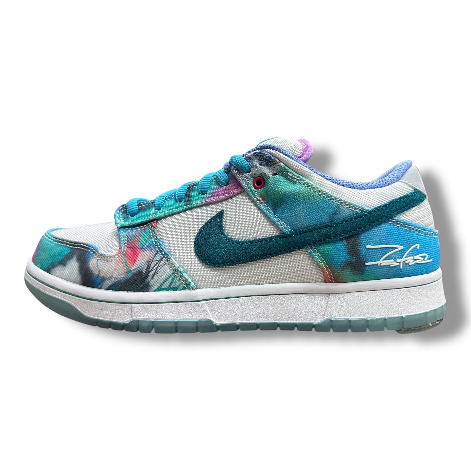 国内正規 Futura NIKE SB Dunk Low 国内正規 Futura NIKE SB Dunk Low