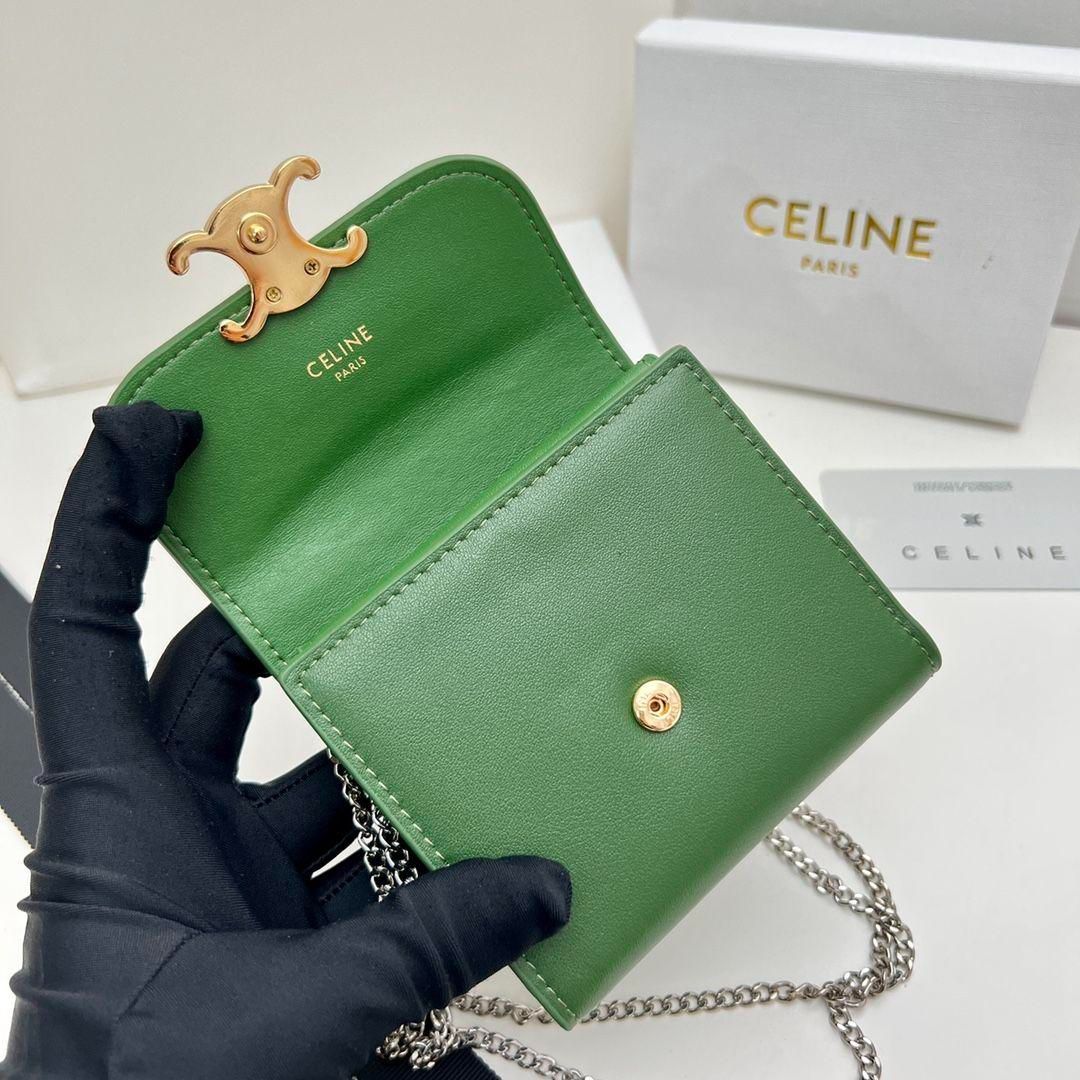 美品！セリーヌ celine 財布 三つ折り トリオンフ財布 ライトグリーン