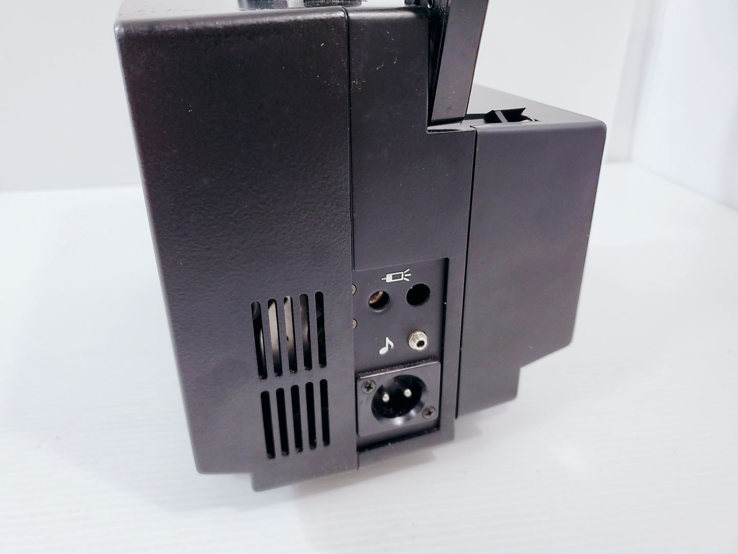 昭和レトロ ELMO K-100SM 8mm映写機 プロジェクター - メルカリ