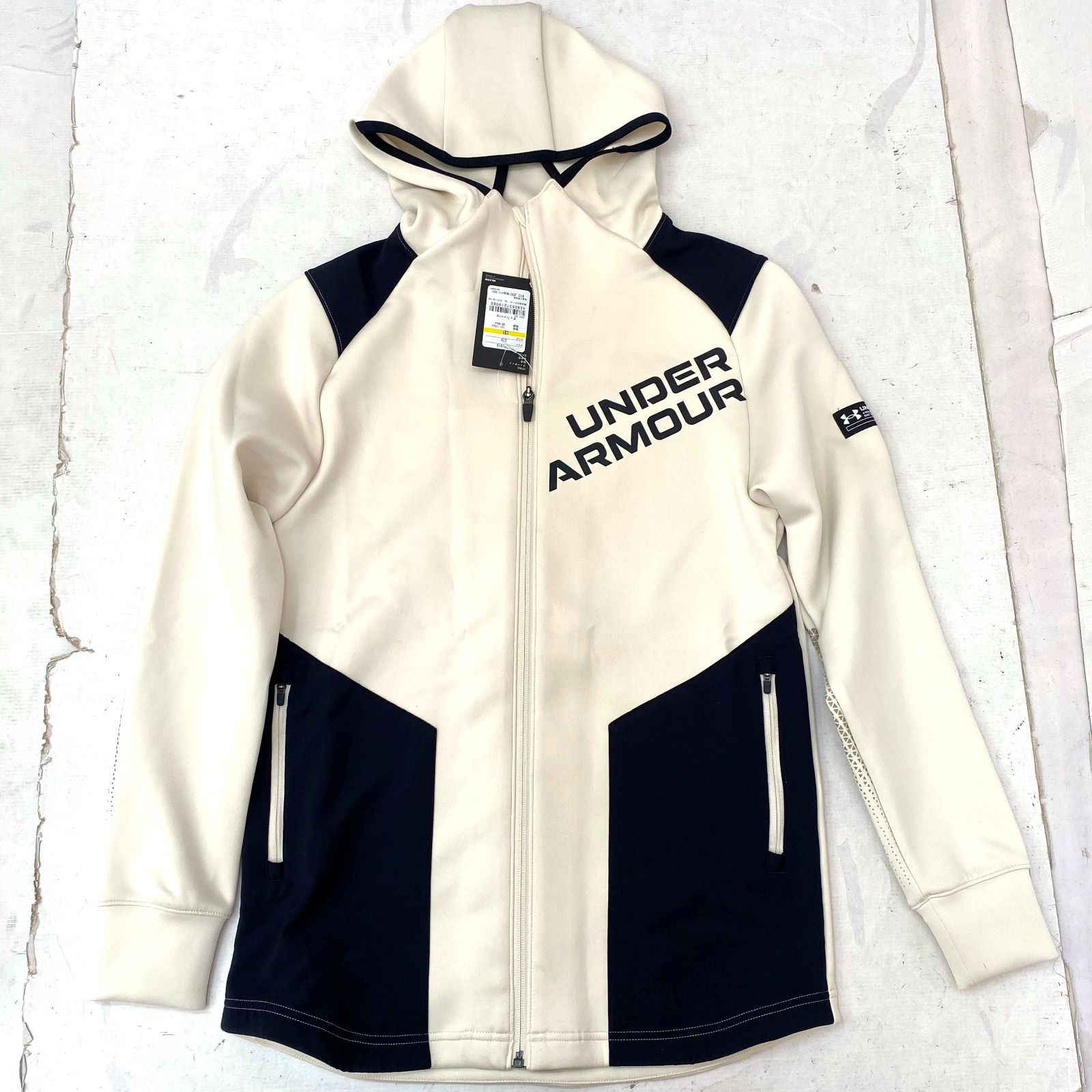 03m0339 UNDER ARMOUR アンダーアーマー ハイブリッド フーディー 
