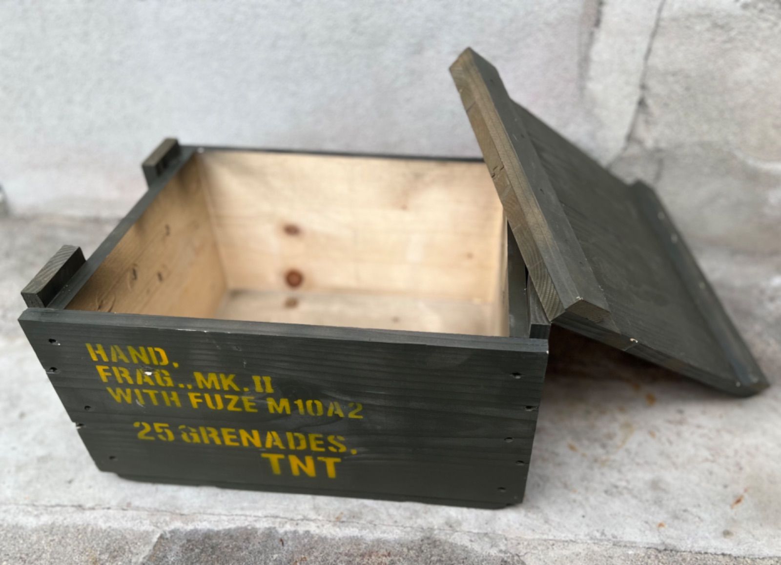 陸自 弾薬箱 塗装済品