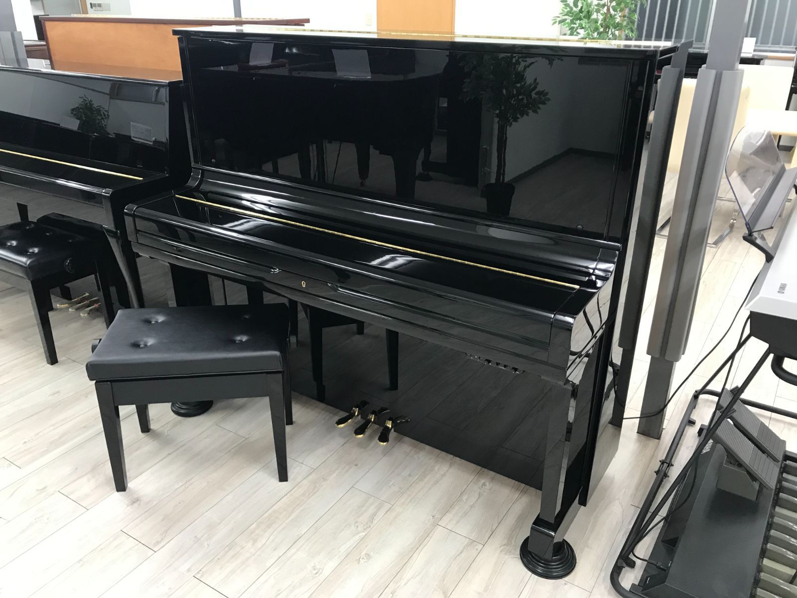 ★68336【アップライトピアノ】YAMAHA　YUS3SEB ☆68336【アップライトピアノ】YAMAHA YUS3SEB ☆68336【アップライト