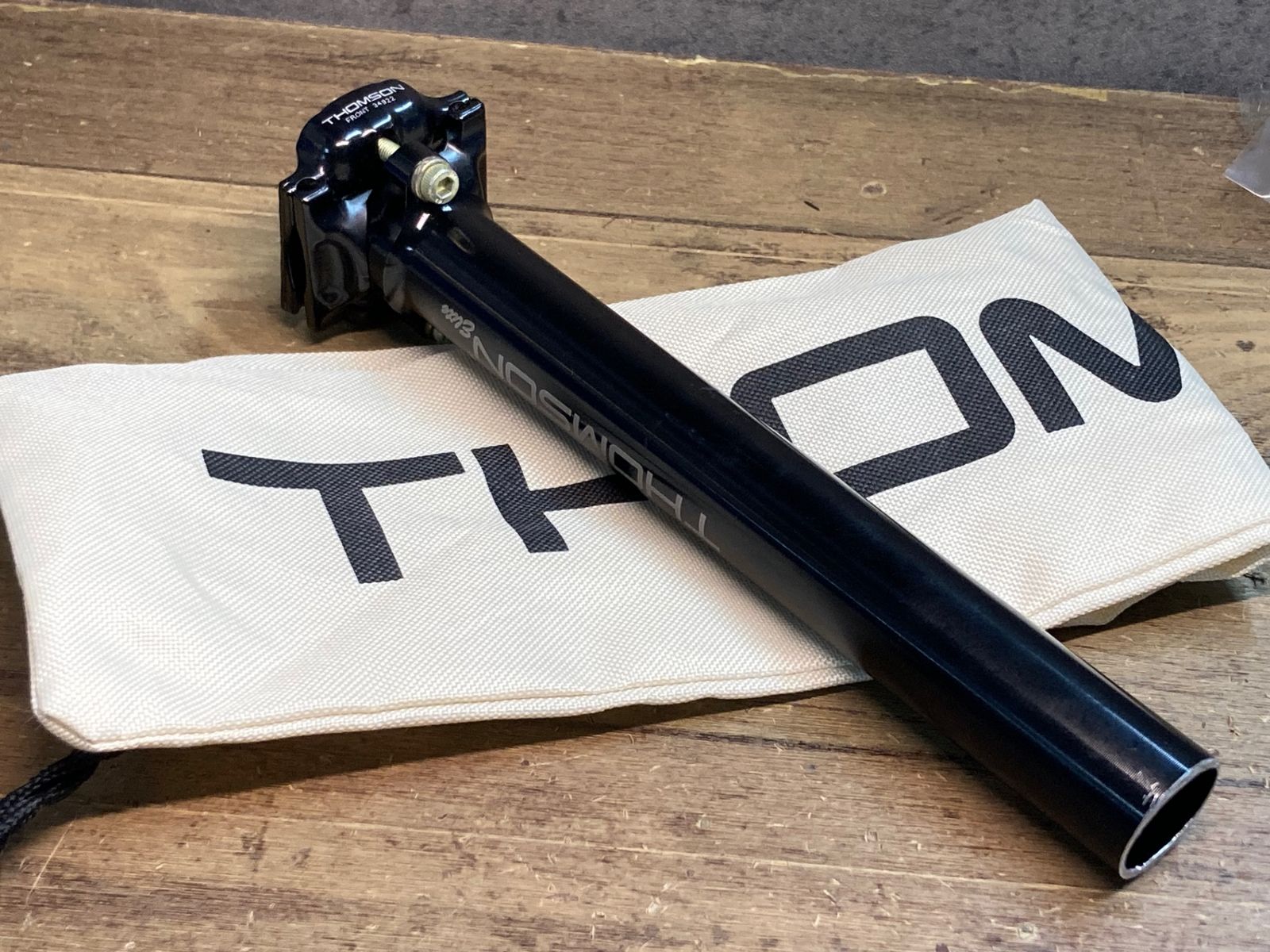 THOMSON Elite シートポスト ブラック 26.8×330 新品未使用 THOMSON ELITE SEATPOST｜ミズタニ自転車株式会社