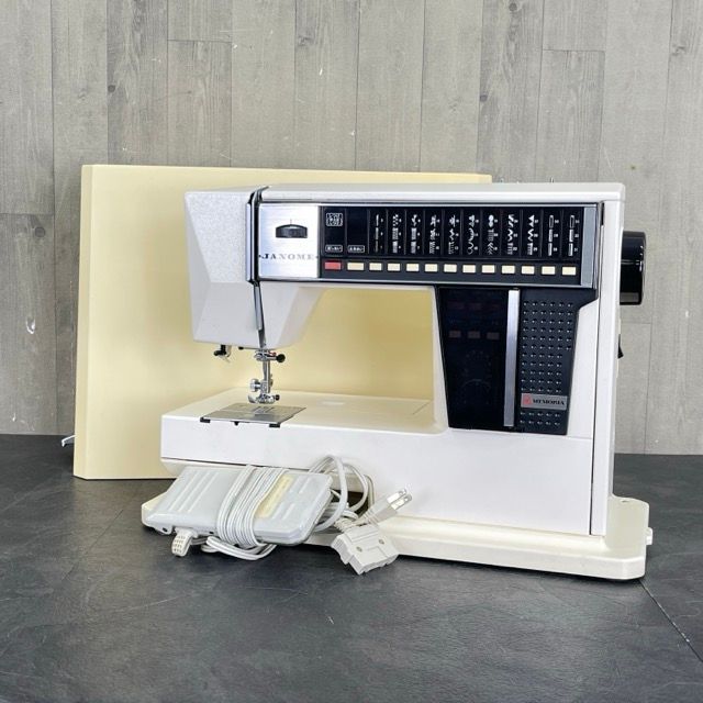 ジャノメ メモリア ミシン 【中古】JANOME MEMORIA MODEL 5002 裁縫 手芸 ハンドクラフト 家庭用ミシン/58584 -  メルカリ