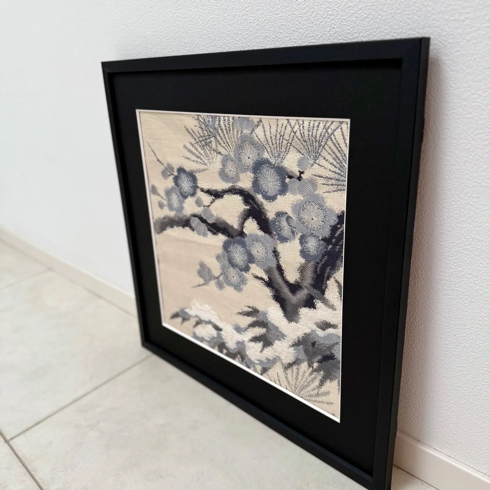 京都帯屋さん フレーム入りシルク織物アート 雪松竹梅
