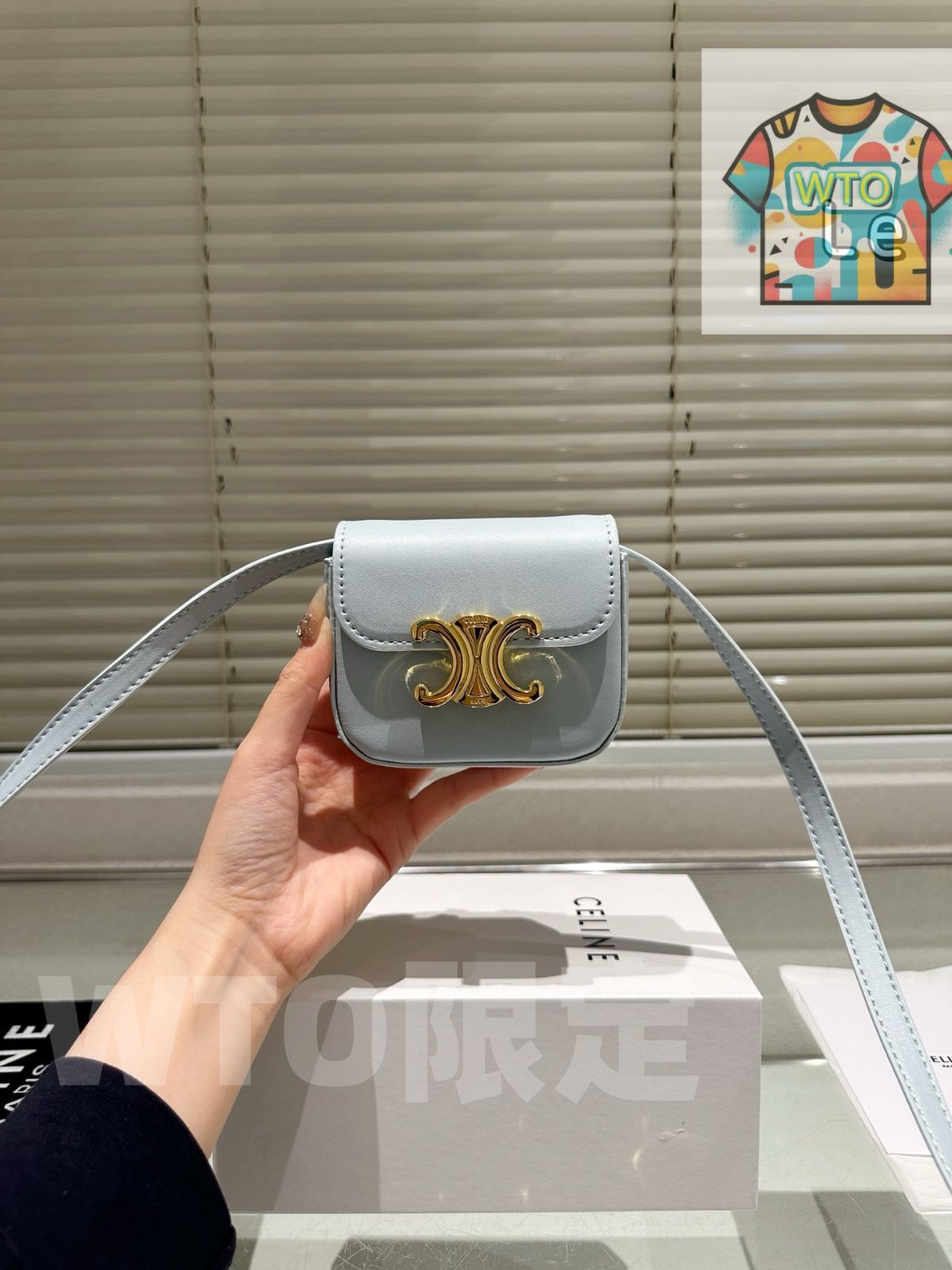 海外並行輸入品 CELINEショルダーバッグ 楽天市場】CELINE セリーヌ ショルダーバッグ SMALL MESSENGER
