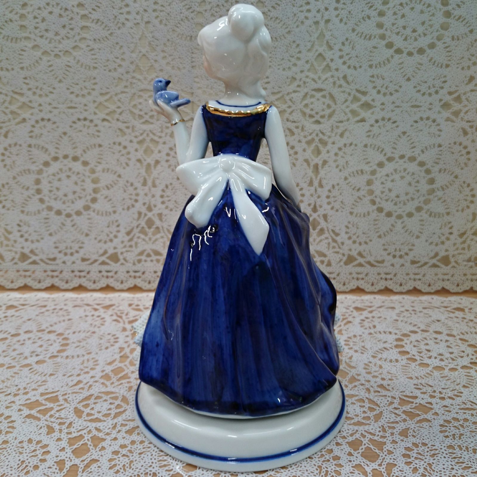 ドマン 貴婦人と小鳥 Demain HAND CRAFTED 回転式オルゴール付き
