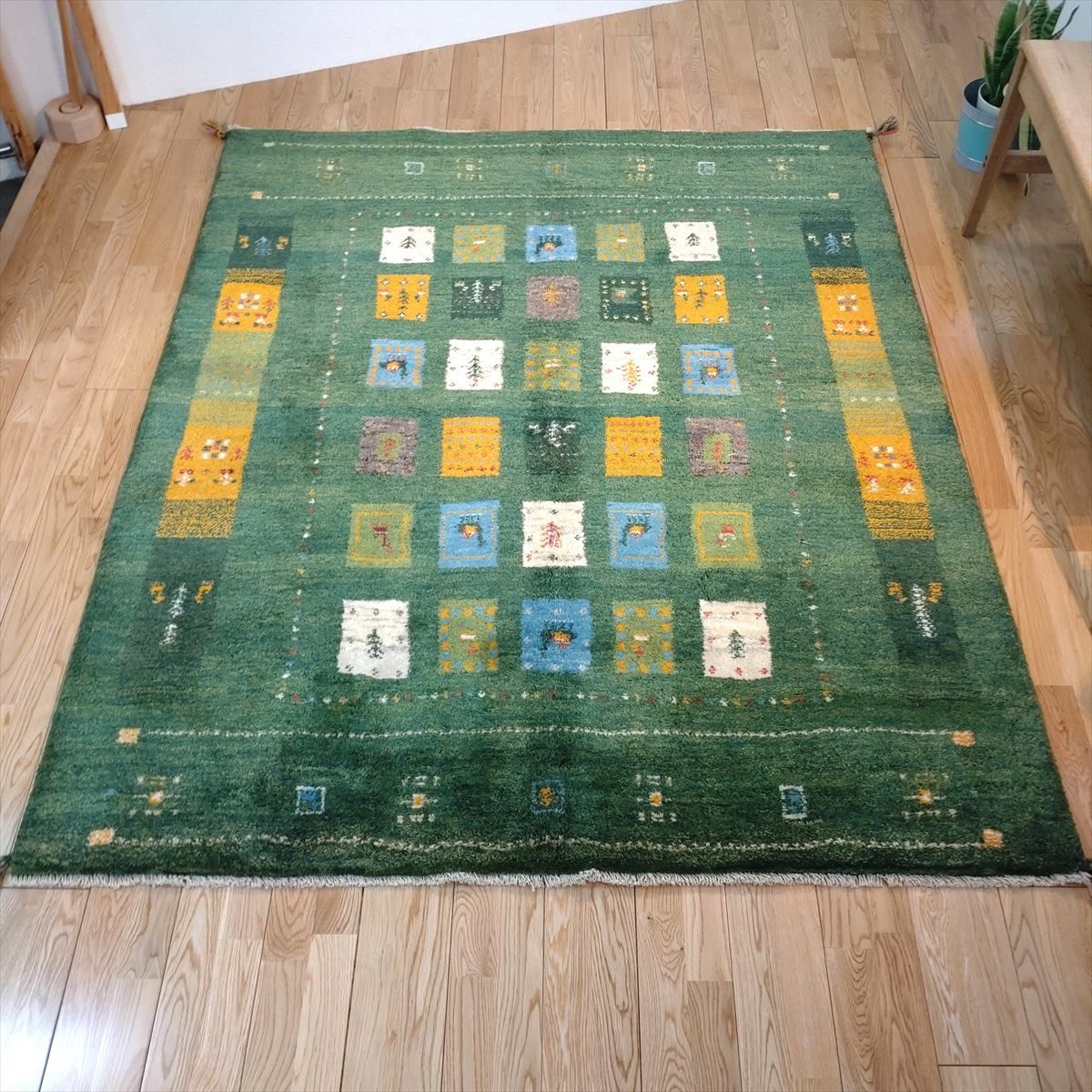 170万ノット！輝く、多色織絨毯！本場イラン産100×150cm‐201221 （225 