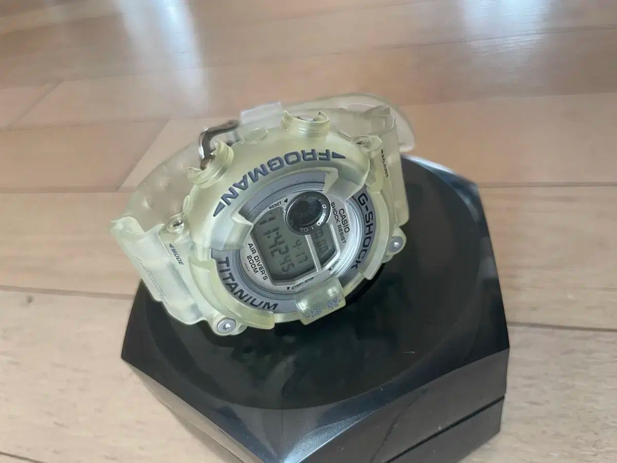 G-SHOCK(ジーショック) フロッグマン 8200wc ー 7a 出品