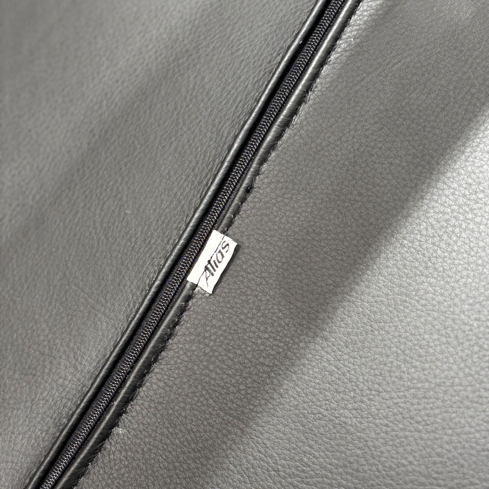 Cassina ixc.（カッシーナ・イクスシー）Alias（アリアス