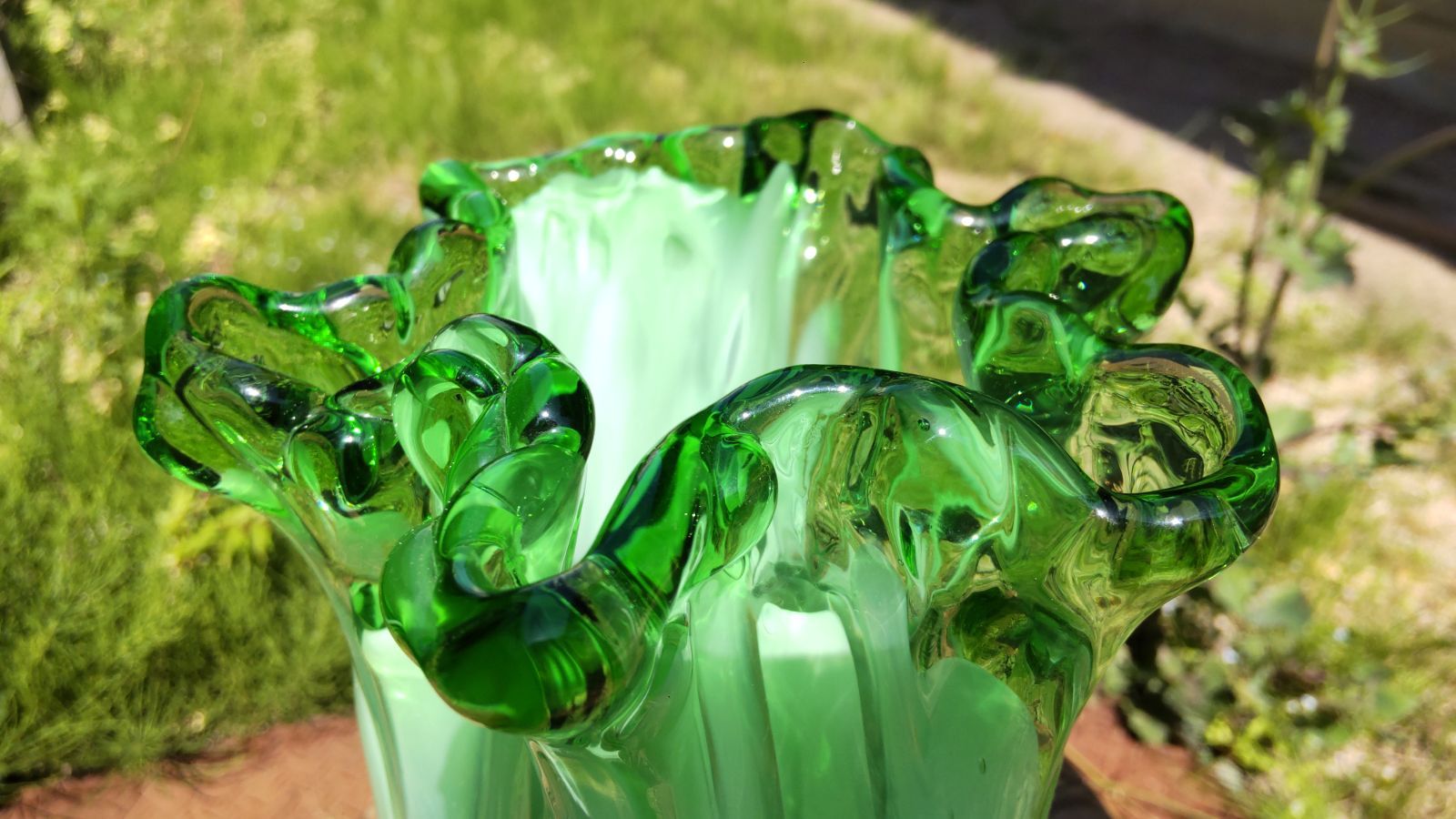 すりガラス グリーン 花瓶 フラワーベース ビンテージ 花瓶