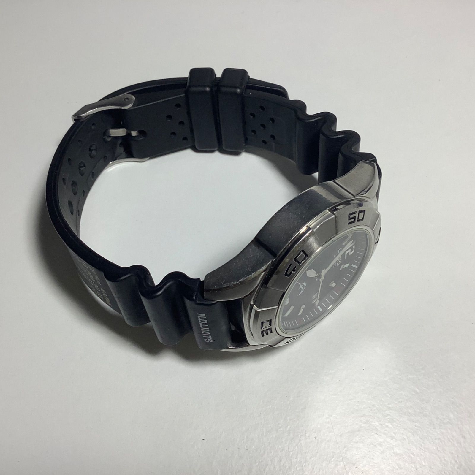 稼動品　CASIO カシオ　MDV-100D-1AJF　アナログ　クオーツ