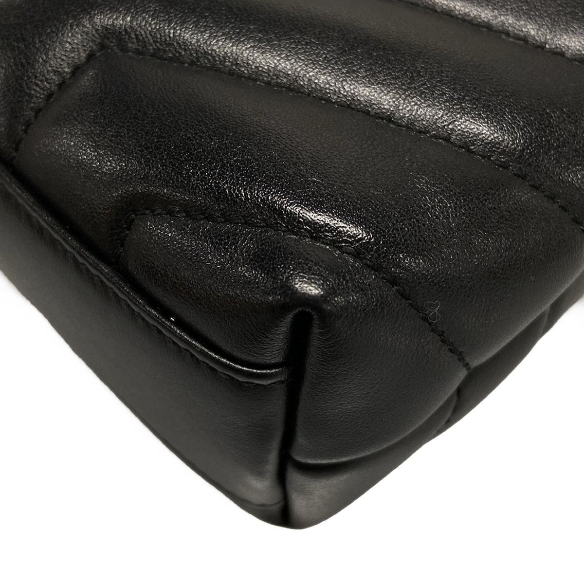 黒 ゴールド金具