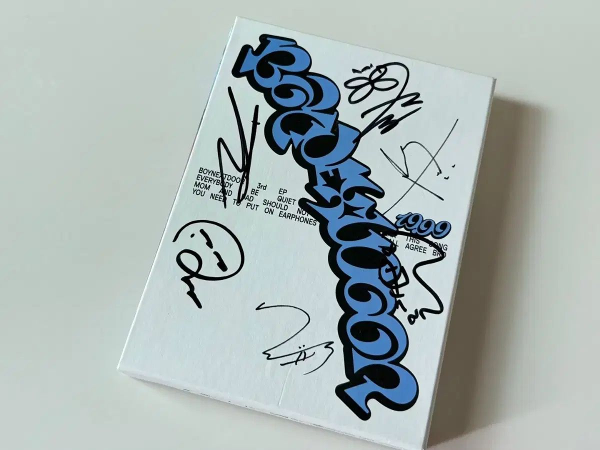 BOYNEXTDOOR(ボイネク) ミニ 3 家 サイン入り アルバム 出品