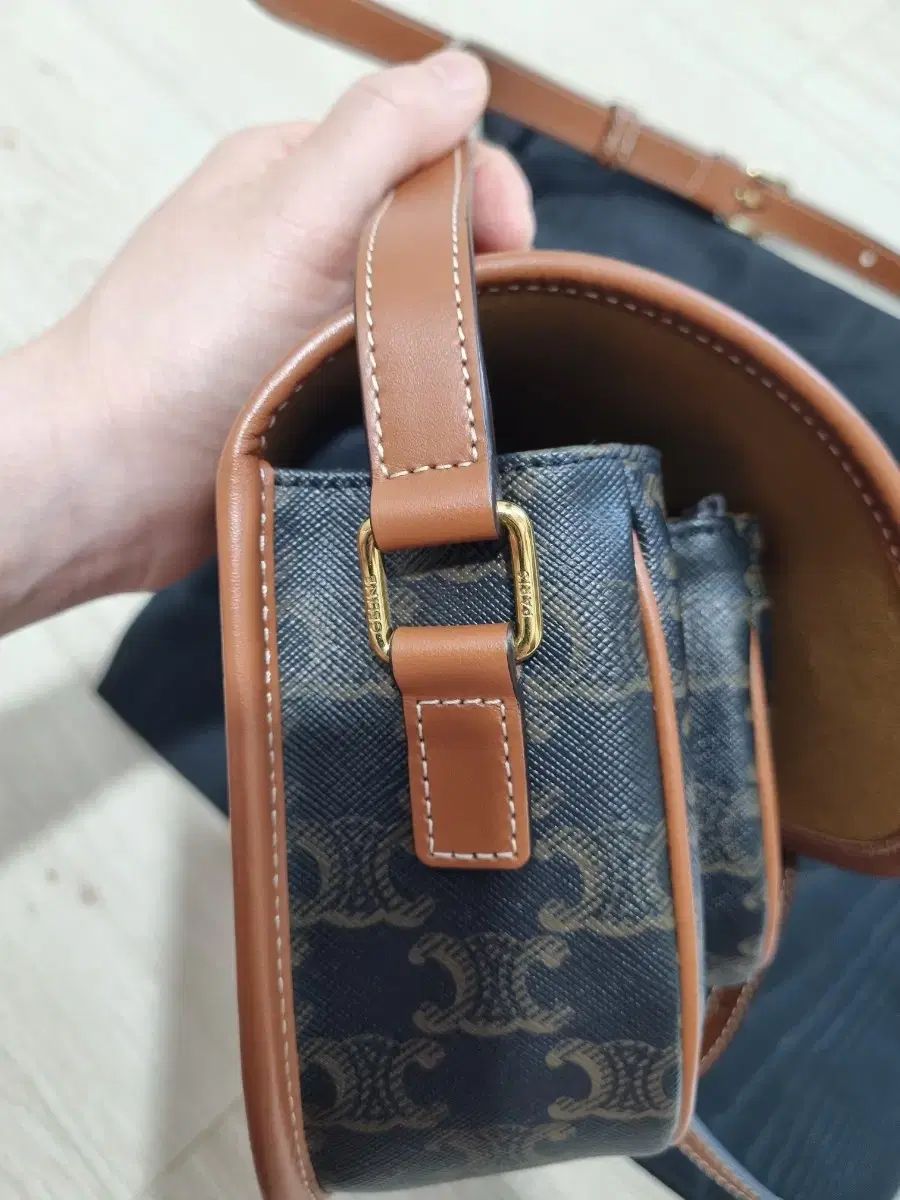 Celine セリーヌ