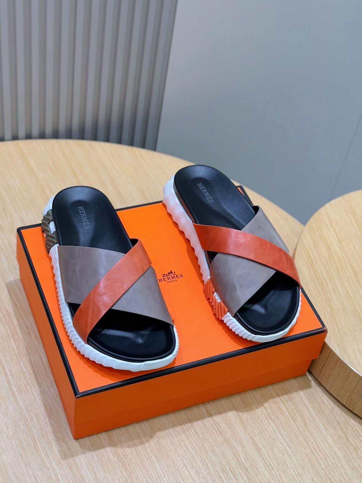 HERMES エルメス メンズ サンダル スリッパ05