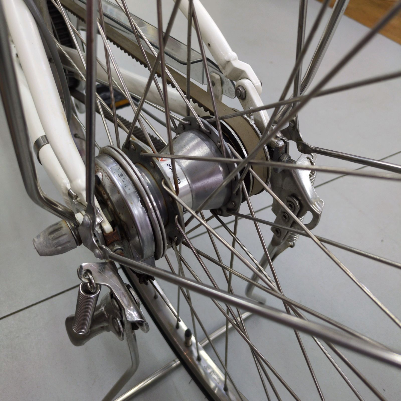 J288 サビキズ使用感有り☆軽快自転車☆BRIDGESTONE☆アルベルト☆内装