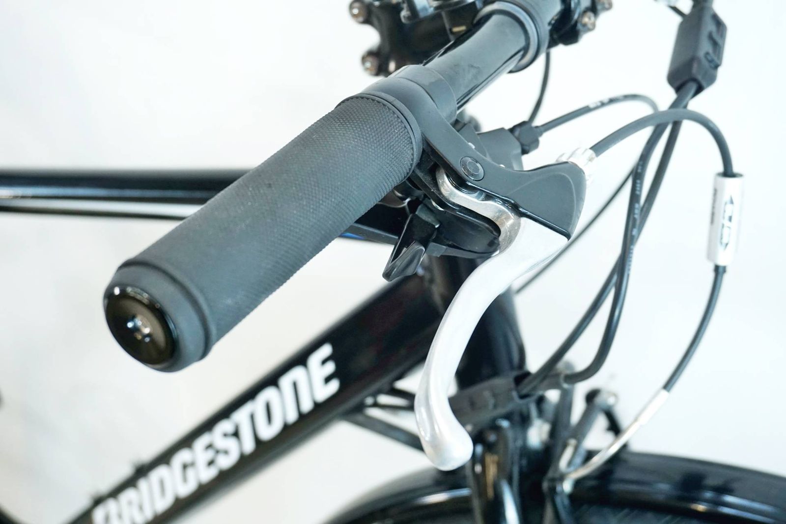 引取限定】 BRIDGESTONE TB1e TB7B40 27型 外装7段変速 9.6Ah 電動