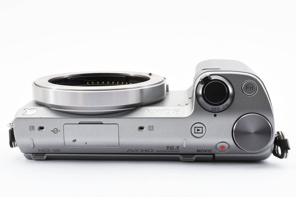 難有特価✨RICOH CX2✨動作確認済 スマホ転送O K 作例有 人気の黒♪ 動作確認済✨RICOH CX2✨スマホ転送OK 銘品 デジカメ 人気の黒