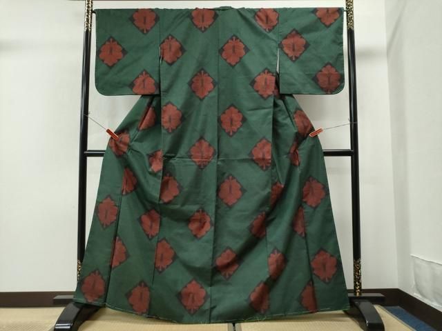 平和屋着物□本場大島紬 7マルキ 泥染め 飾花文 正絹 逸品 CAAT4564in