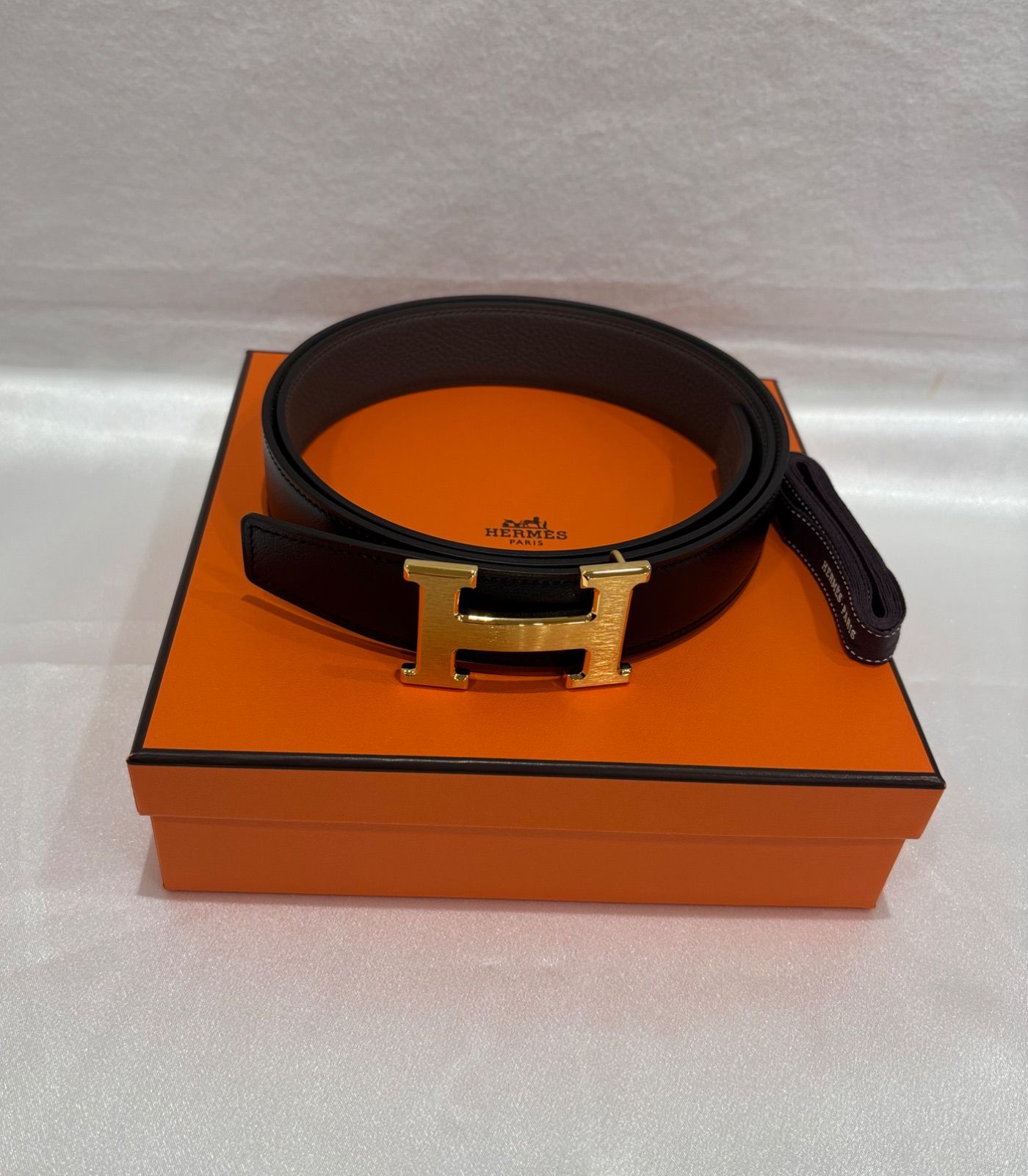 ゴールド金具95