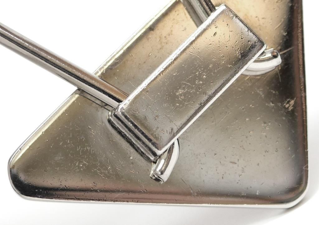 プラダ PRADA キーホルダー トライアングル キーリング チャーム