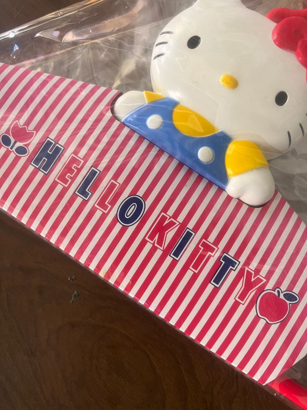 サンリオ　ハローキティ ハンガー 約30cm　当時物　デッドストック サンリオ ハローキティ ハンガー2 87年製デッドストック !! レア