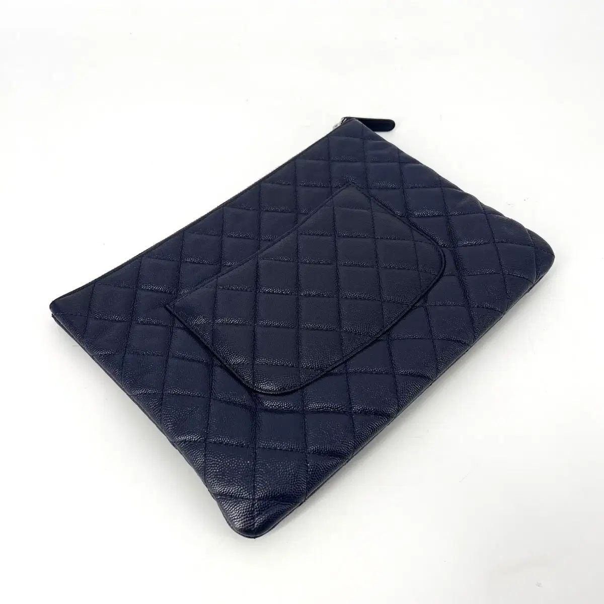 Chanel シャネル