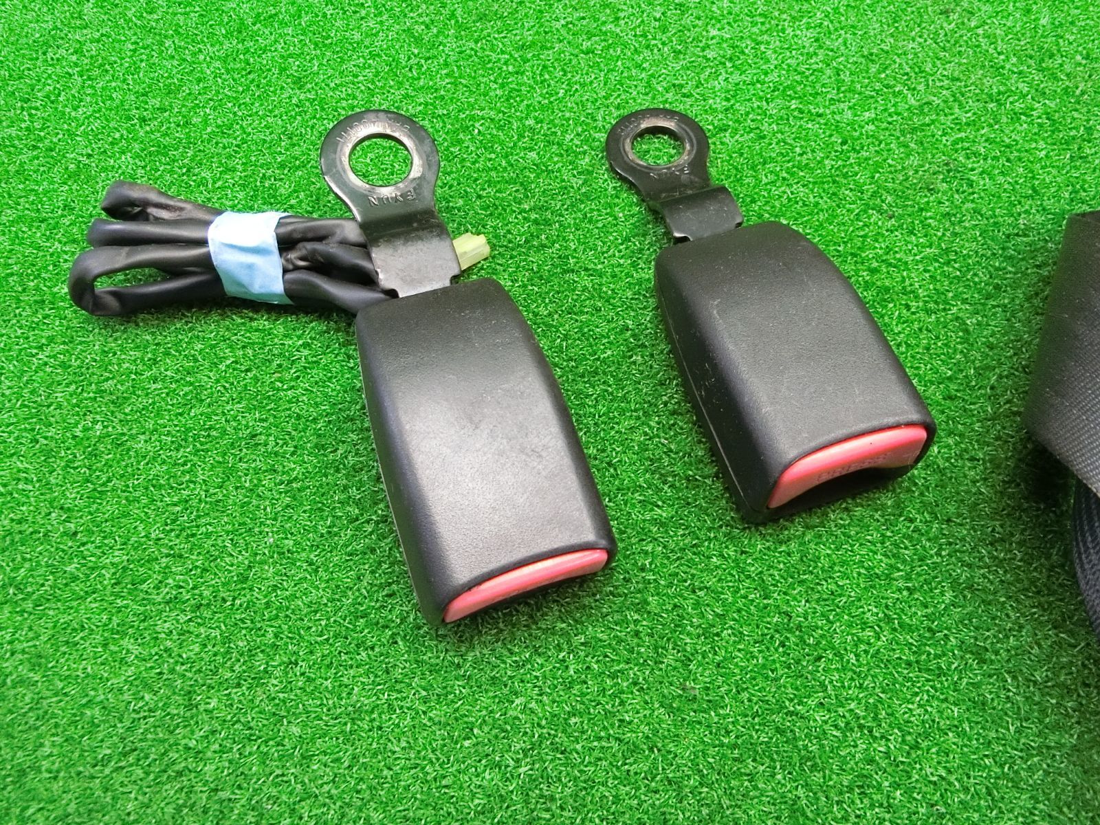 左右セット キャッチ