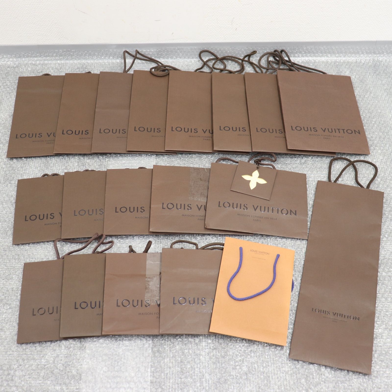 LOUIS VUITTON 大箱と布袋 ITYV59ZZ1RFK LOUIS 公式 VUITTON ルイヴィトン BOX ショッパー 純正