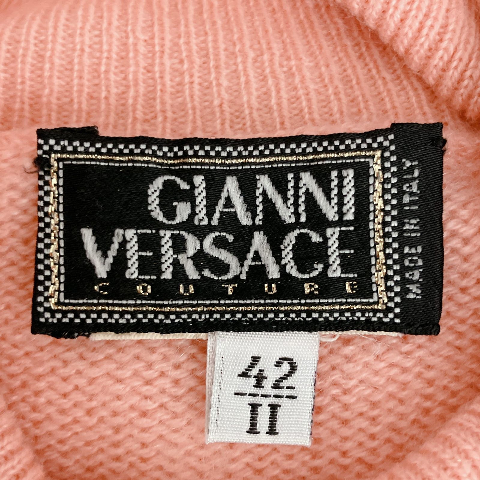 nitrow(nitraid) - GIANNI VERSACE COUTURE ジャンニヴェルサーチ クチュール ラインデザイン 長袖 タートルネック 薄手 ニット セーター ピンク レディース size 42 GIANNI VERSACE COUTURE ジャンニヴェルサーチ クチュール